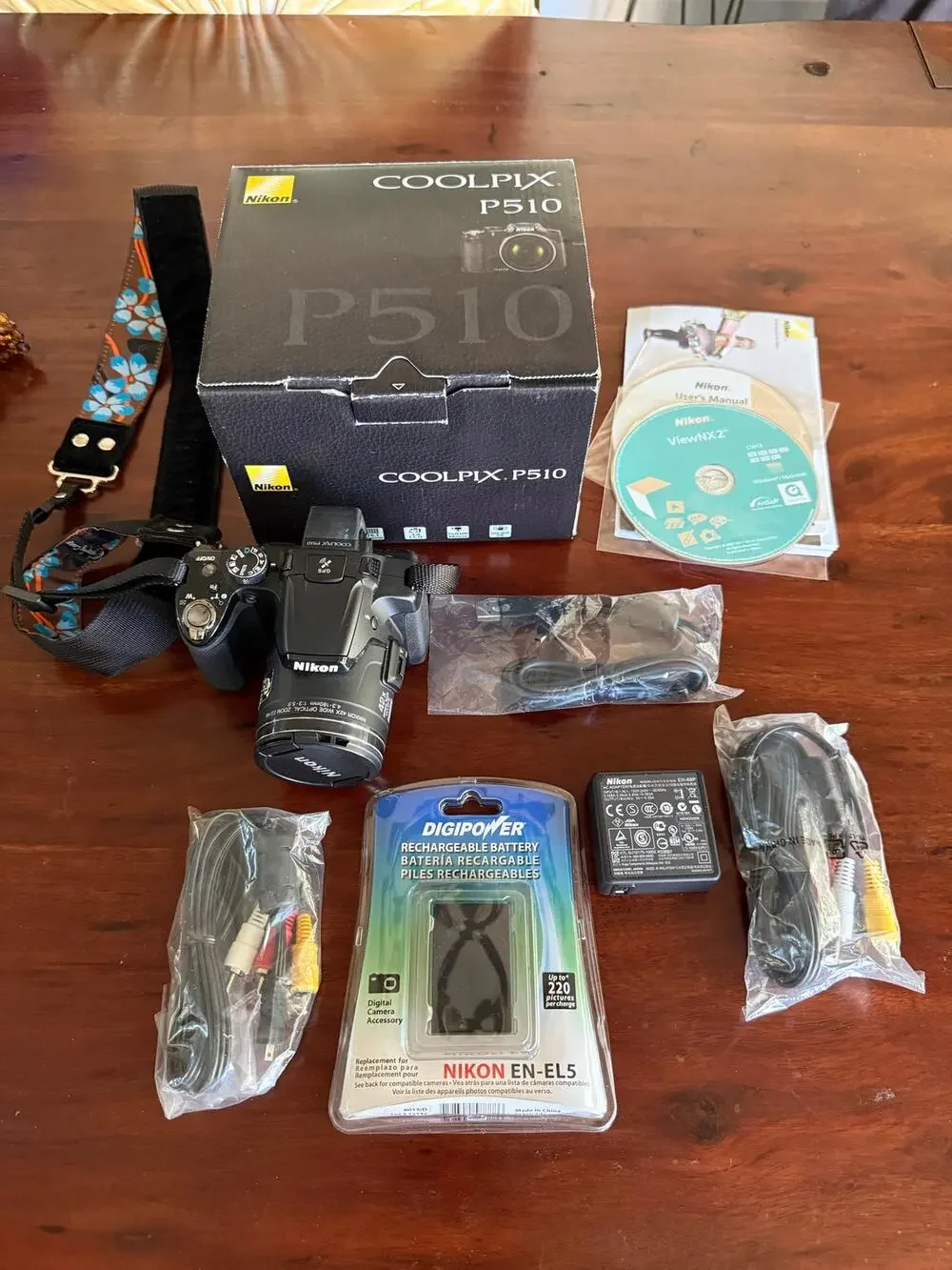 Nikon COOLPIX P510 Bridge Camera 42x Optical Zoom Full HD Built-in Flash Black